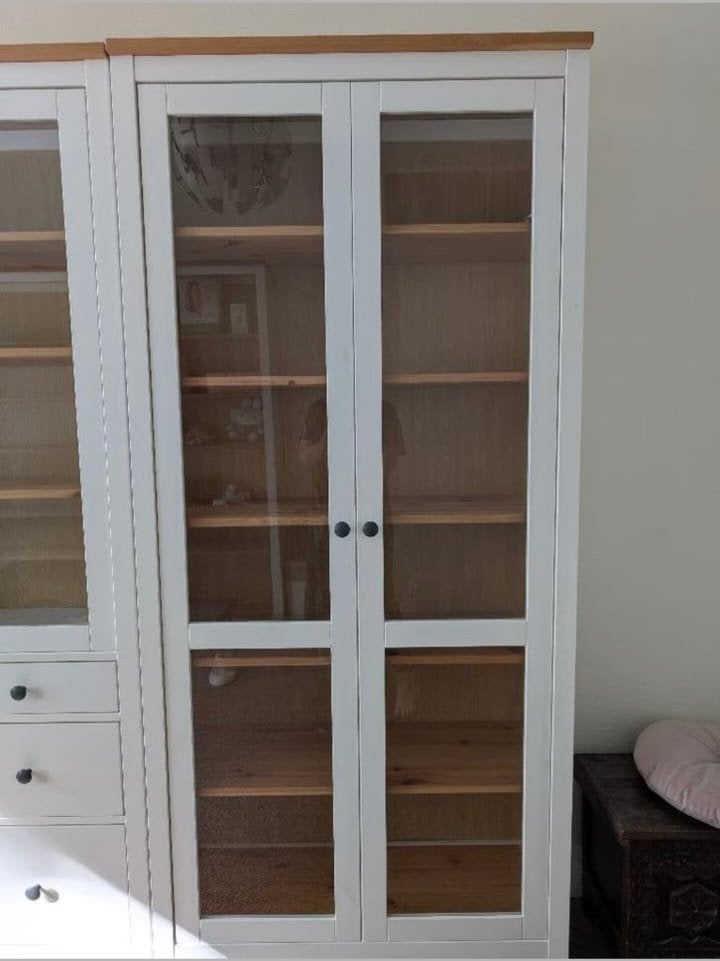 Hemnes vitrinekast boekenkast, Ophalen, 50 tot 100 cm, Zo goed als nieuw, 150 tot 200 cm