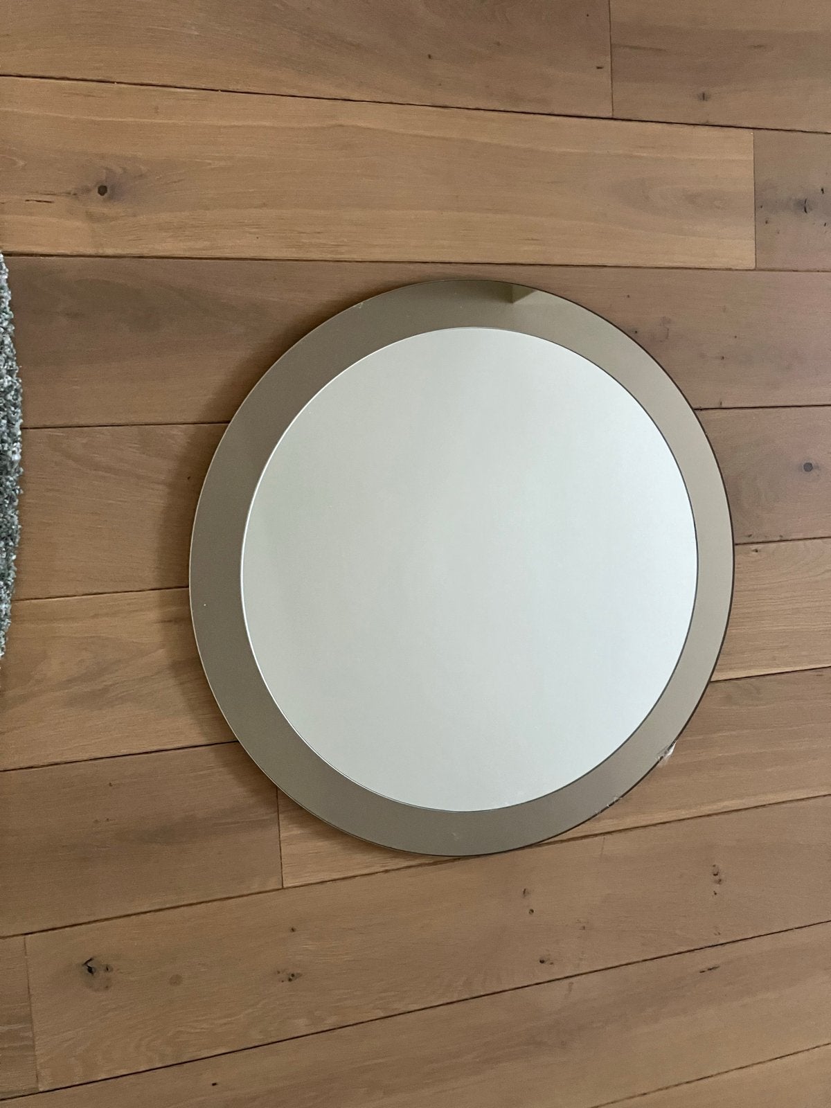 Ronde spiegel met rand van gekleurd rookglas, Rond, Ophalen of Verzenden, Zo goed als nieuw, Minder dan 100 cm