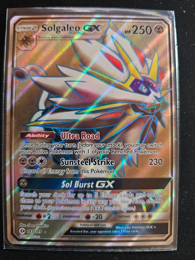Solgaleo gx 143, Ophalen of Verzenden, Zo goed als nieuw