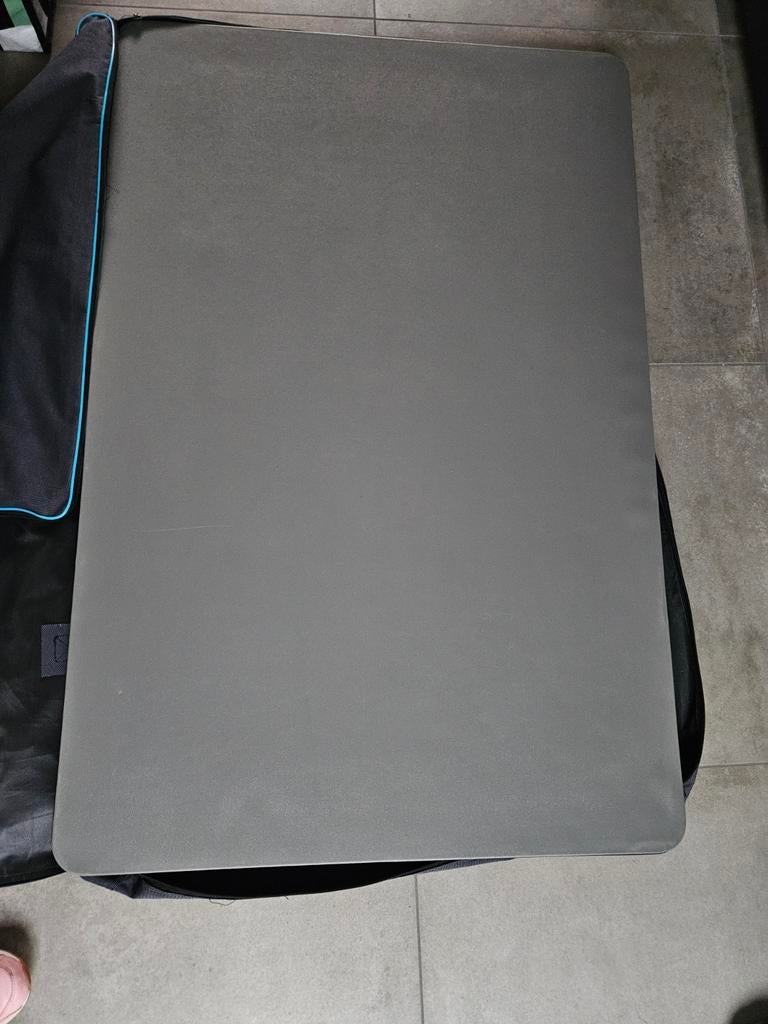 Compacte opvouwbare campingtafel (Isabella), Caravans en Kamperen, Kampeermeubelen, Gebruikt, Campingtafel, Ophalen