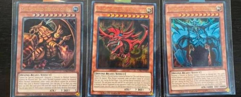 Yu-Gi-Oh! Egyptian God Card Set Obelisk Ra Slifer LDK2 Print, Ophalen of Verzenden, Zo goed als nieuw, Meerdere kaarten, Foil