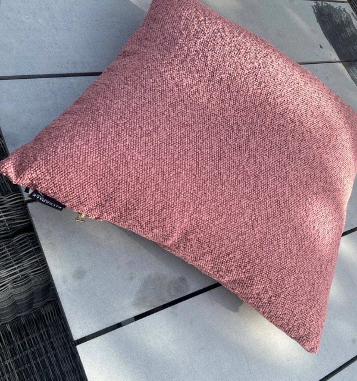 6 Riverdale Sierkussens - Roze Bouclé, Vierkant, Nieuw, Ophalen of Verzenden, Sierkussen