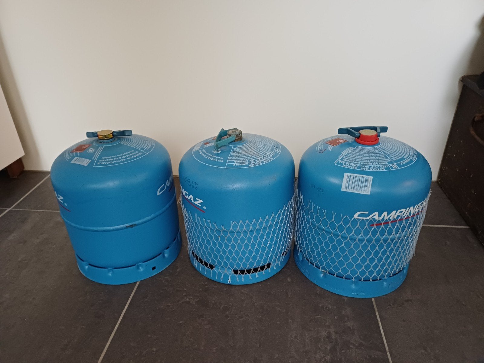 gasfles campinggaz 907 3x. vol en bijna vol, Ophalen of Verzenden, Nieuw