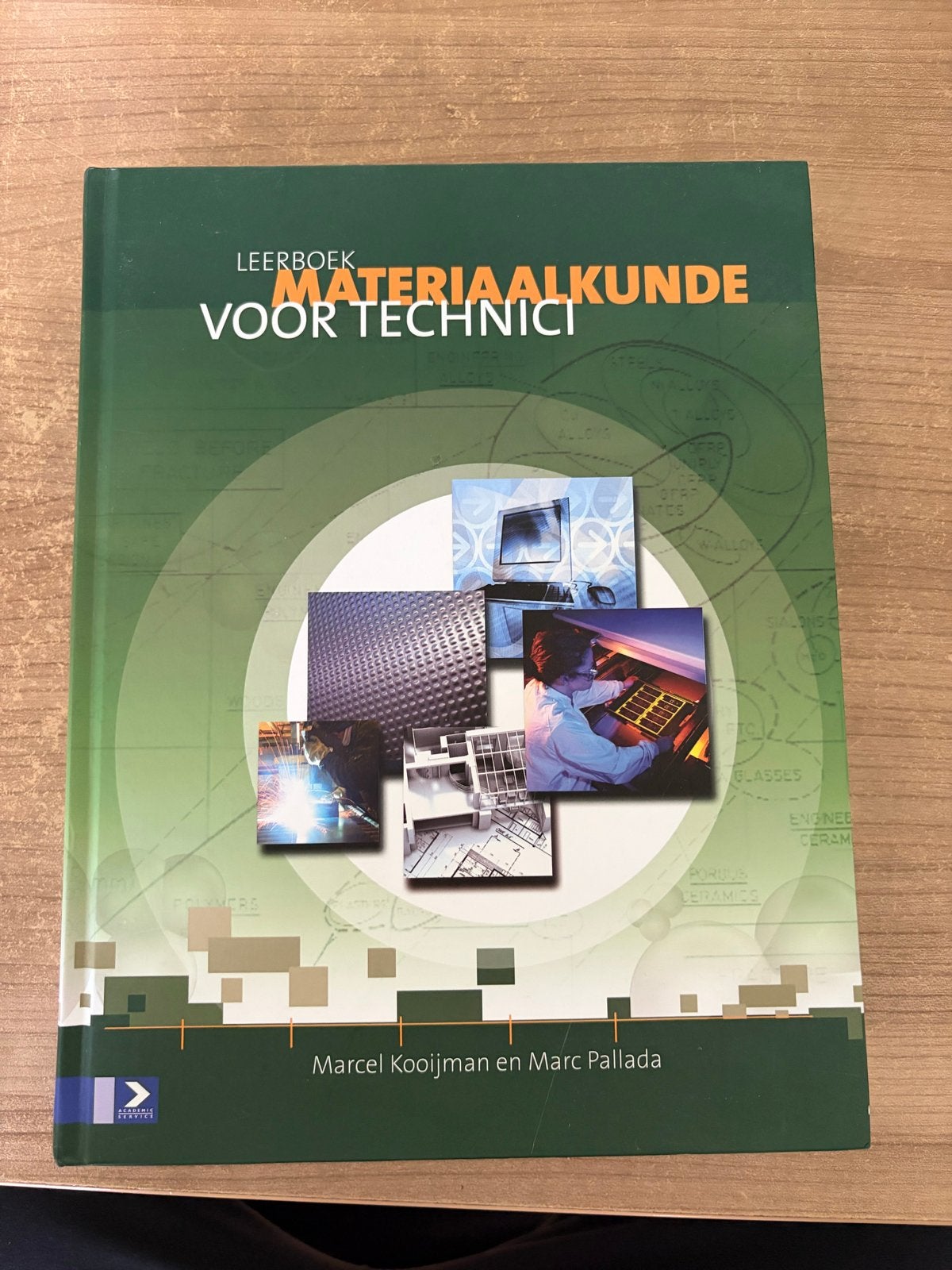 Leerboek Materiaalkunde voor Technici - Marcel Kooijman, Ophalen of Verzenden, Beta, Zo goed als nieuw, LBO