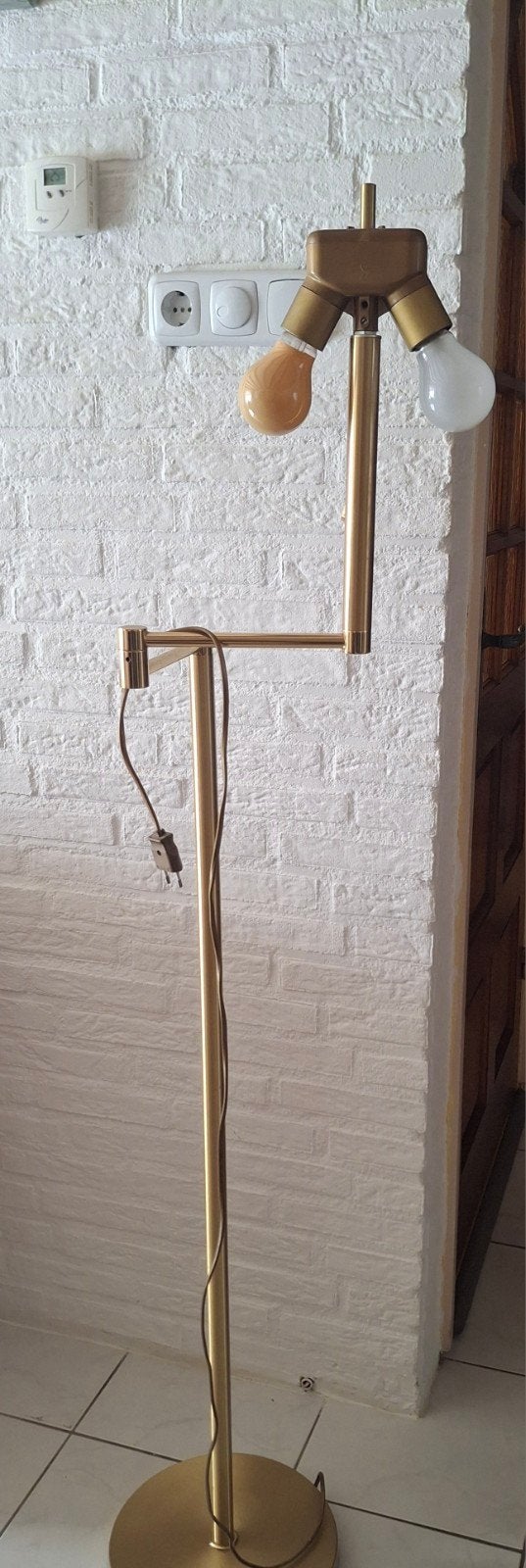 Mooie koperkleurige staande lamp met trekschakelaar, Ophalen, Gebruikt, E27 (groot), Metaal
