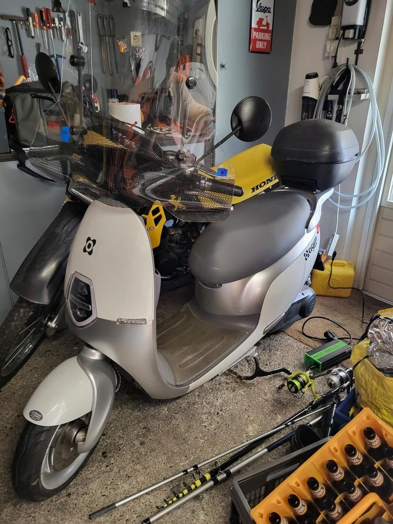 Elektrische Scooter - Zo goed als nieuw, weinig kilometers, Ophalen, Zo goed als nieuw, Elektrisch, Overige merken