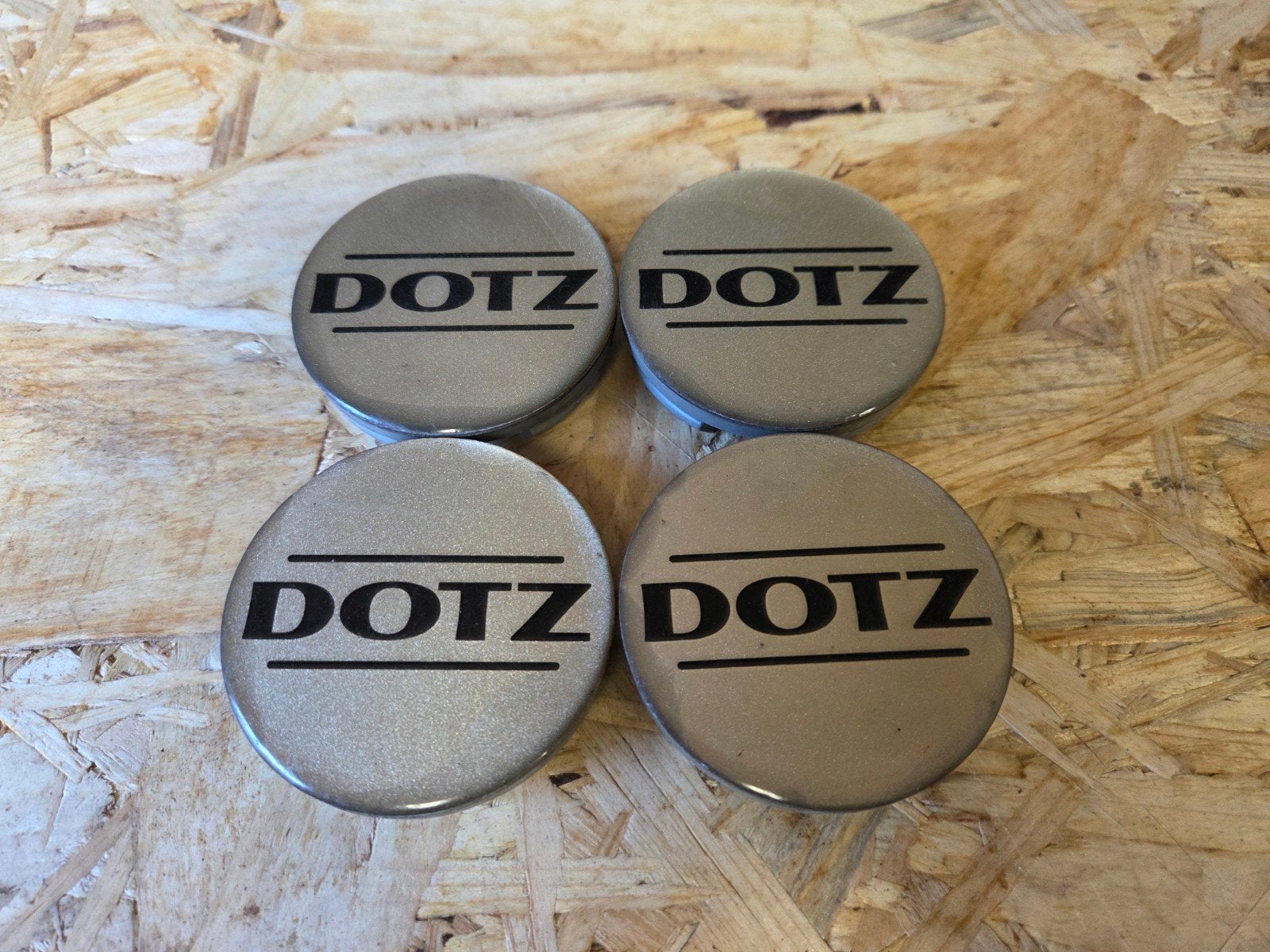 Dotz naafdoppen, Ophalen of Verzenden