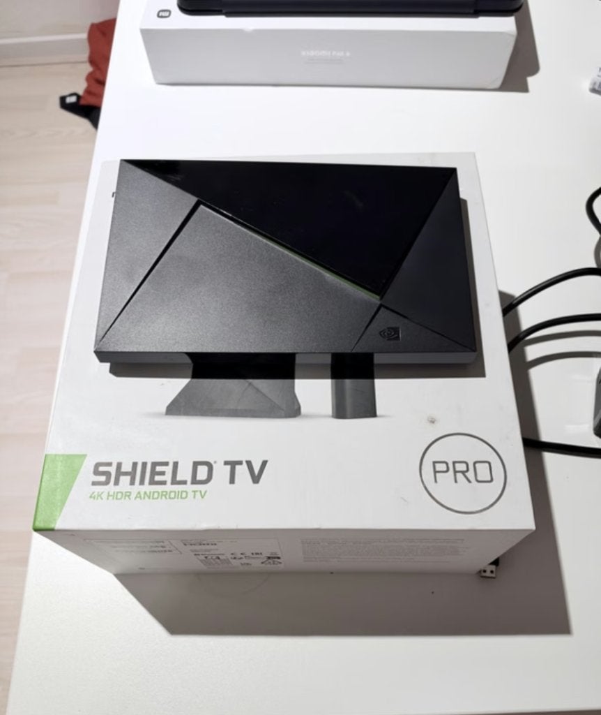 Nvidia Shield TV Pro 16GB, Ophalen of Verzenden, Zo goed als nieuw, HDMI, Minder dan 500 GB