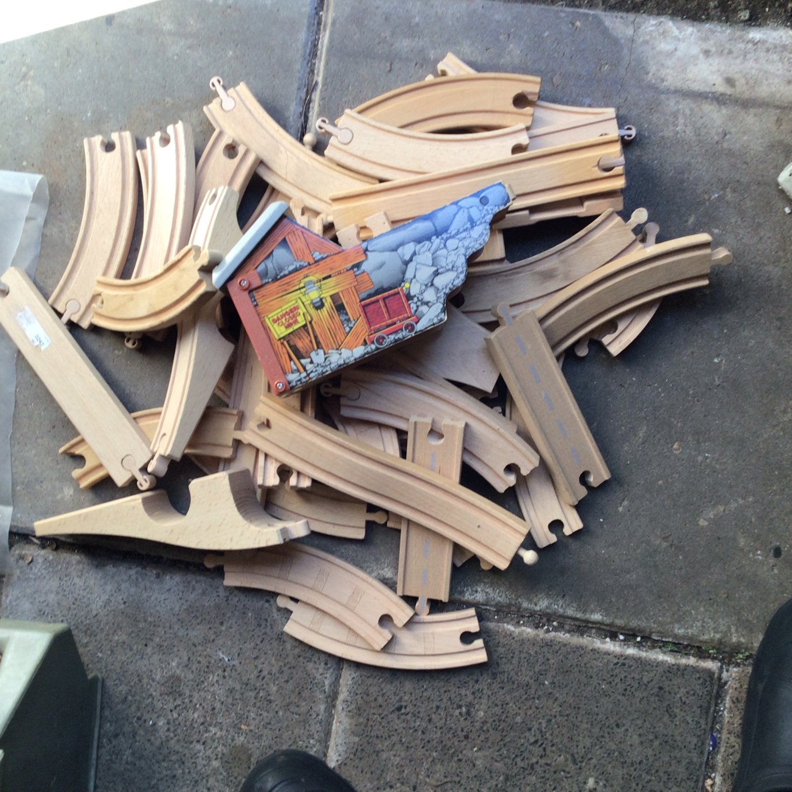Houten treinbaan met mijn en diverse rails, Kinderen en Baby's, Speelgoed | Houten speelgoed, Ophalen of Verzenden, Gebruikt, Overige typen