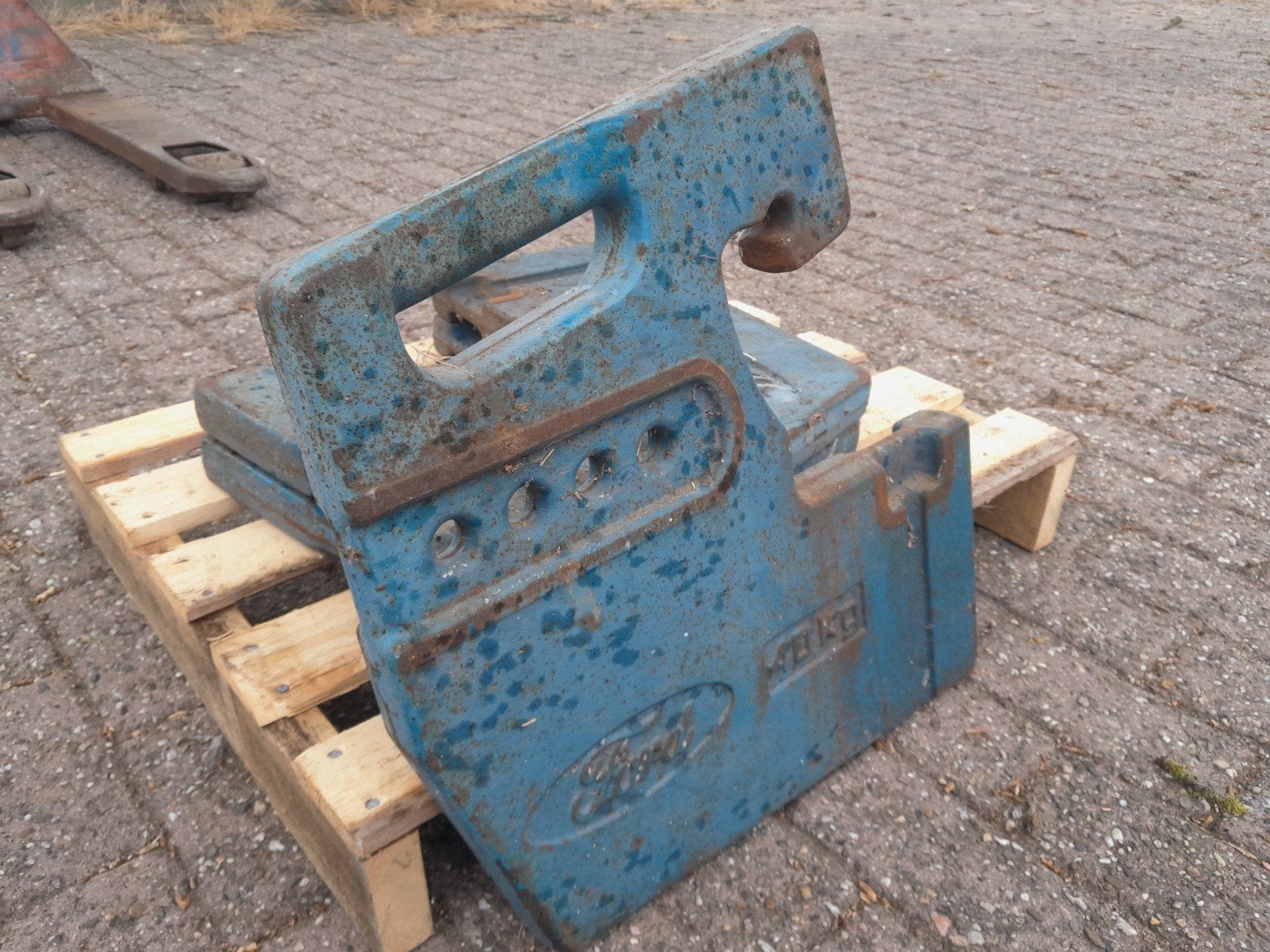 frontgewichten Ford, Ophalen