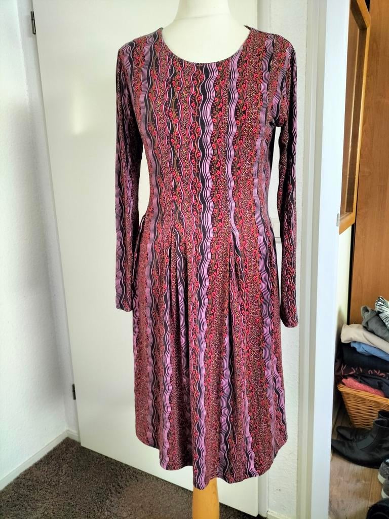Jurk van Anna & Lena maat S, Kleding | Dames, Jurken, Zo goed als nieuw, Maat 38/40 (M), Rood, Onder de knie, Ophalen