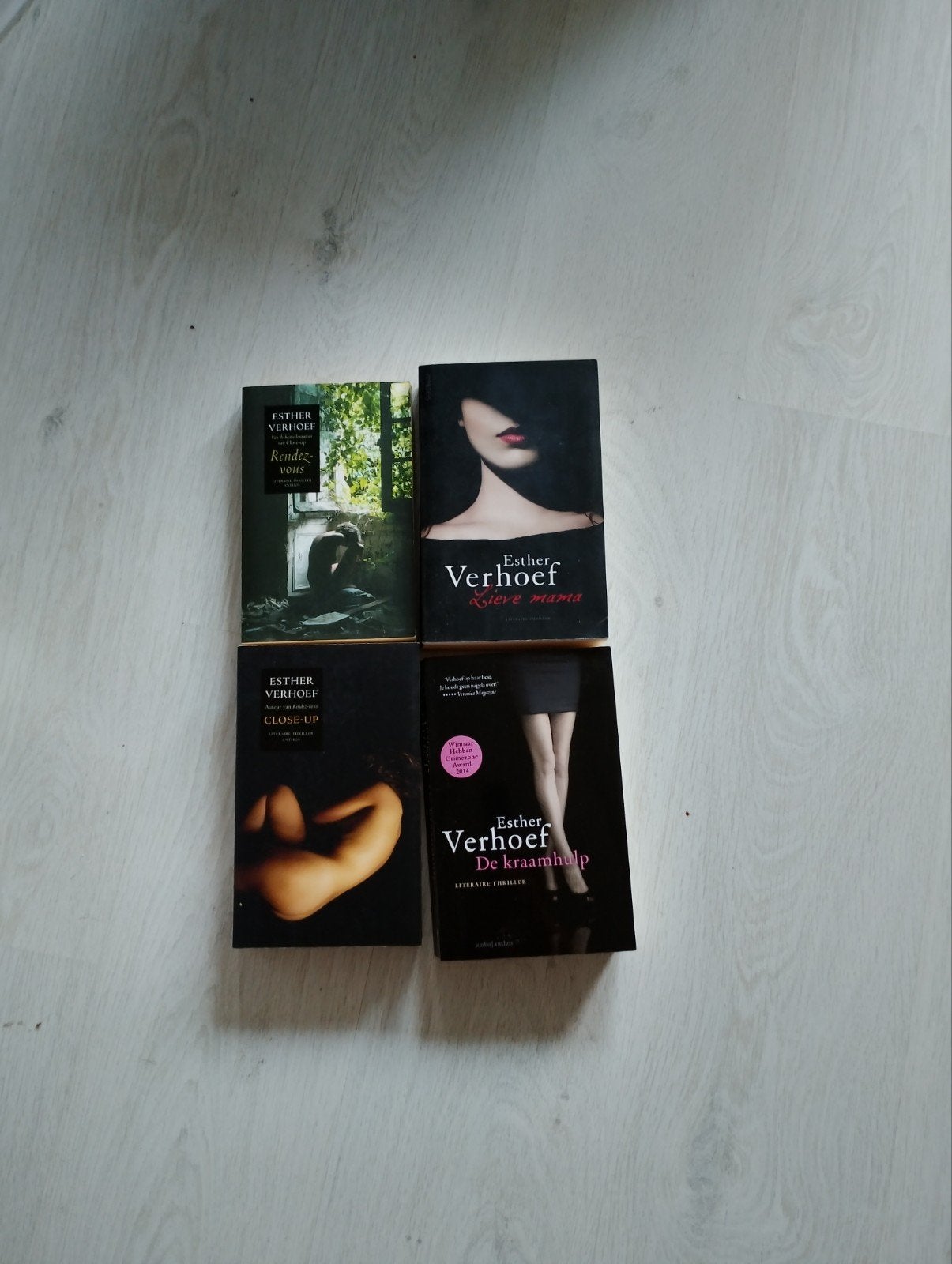 4 thrillers van Esther Verhoef:, Ophalen of Verzenden, Gelezen, Esther Verhoef, Nederland