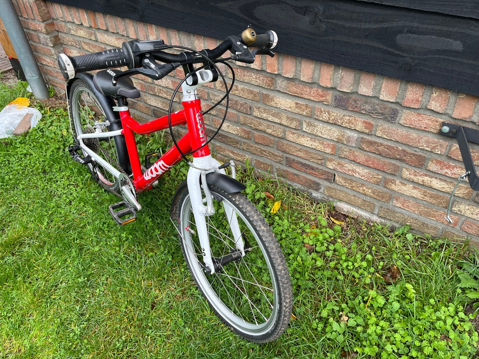 Woom 4 kinderfiets, Ophalen, Gebruikt, Velgrem, 20 inch of meer