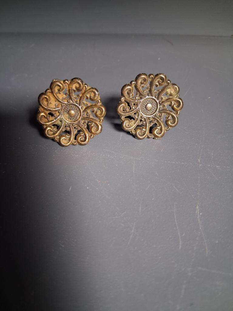 Twee koperen kastknoppen, doorsnede 3 cm, Ophalen of Verzenden, Koper