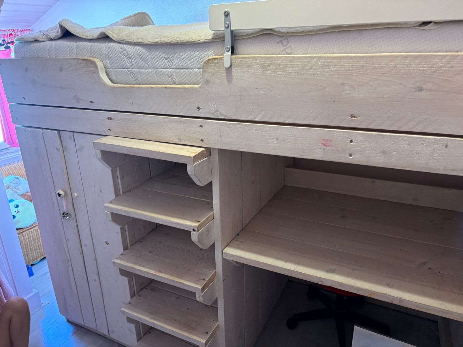Hoogslaper met bureau en kast, Ophalen, Gebruikt, Hoogslaper
