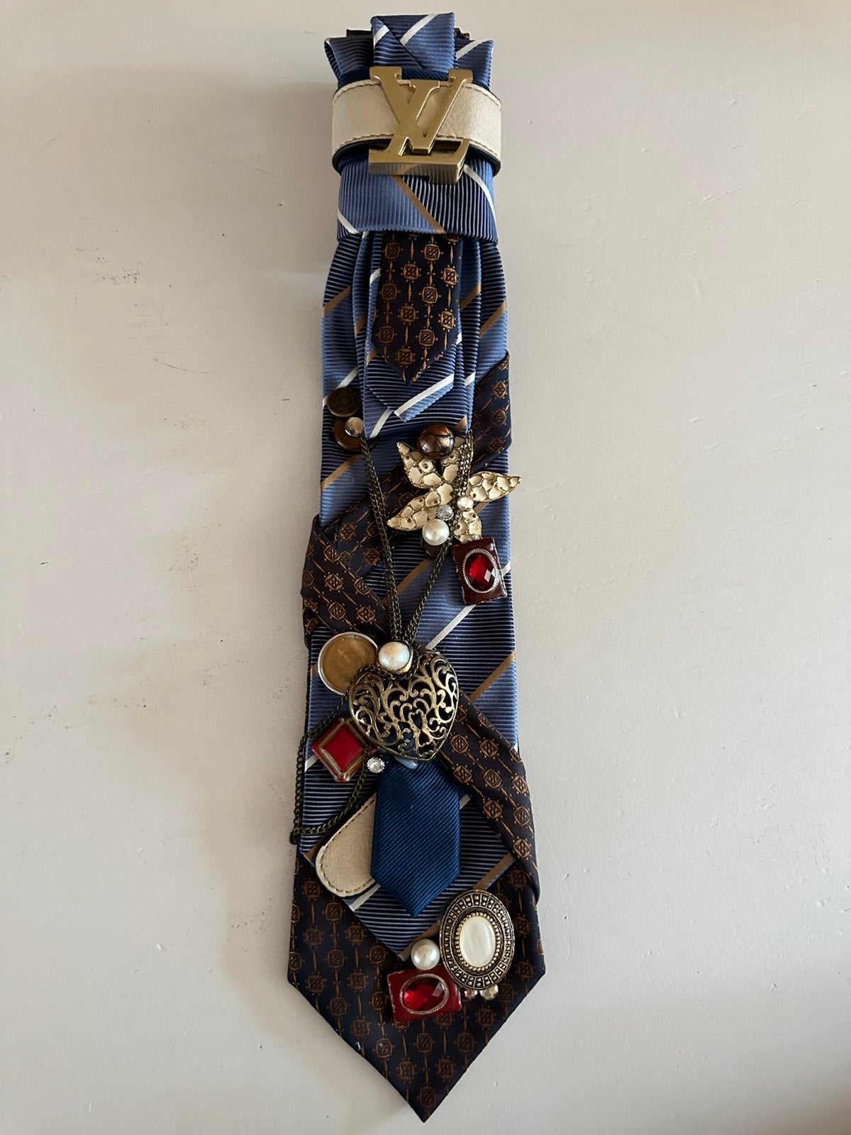 Stropdas/sieraad, zelf gemaakt, blauw, creme, Kleding | Heren, Stropdassen, Ophalen of Verzenden, Zo goed als nieuw, Blauw