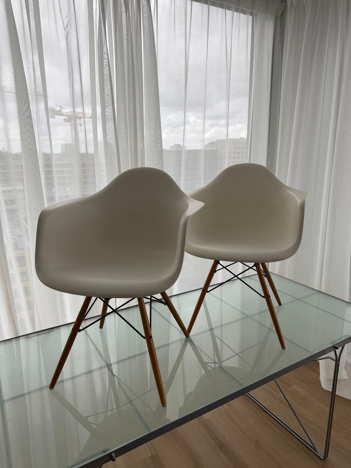Vitra Eames DAW stoel, Huis en Inrichting, Stoelen, Hout, Gebruikt, Twee, Wit