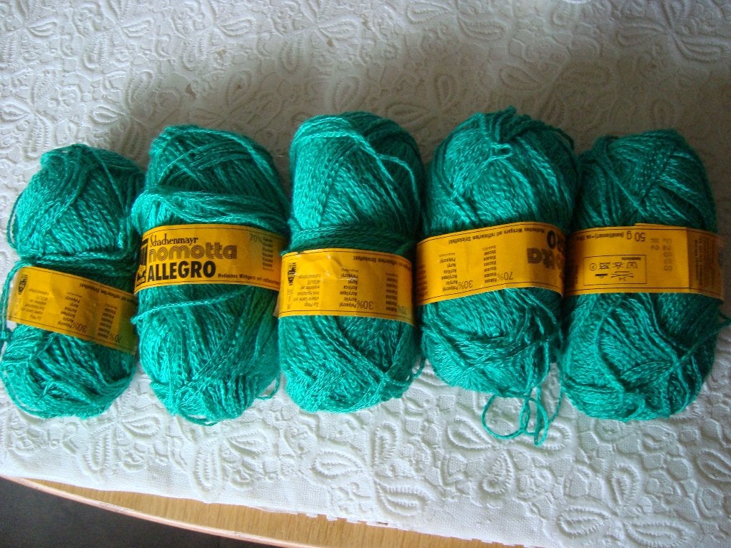 5 groene bollen wol, Ophalen of Verzenden, Nieuw, Breien of Haken, Wol of Garen