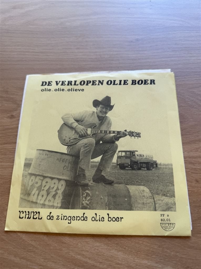 Chiel de zingende olie boer - olie olie olieve, Ophalen of Verzenden, Zo goed als nieuw, Nederlandstalig