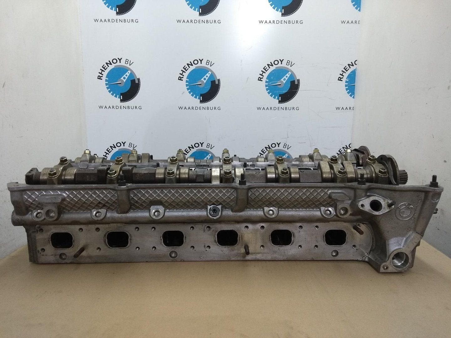 BMW 7 SERIES CILINDERKOP 1998, Ophalen of Verzenden, Nieuw, Stiba lid