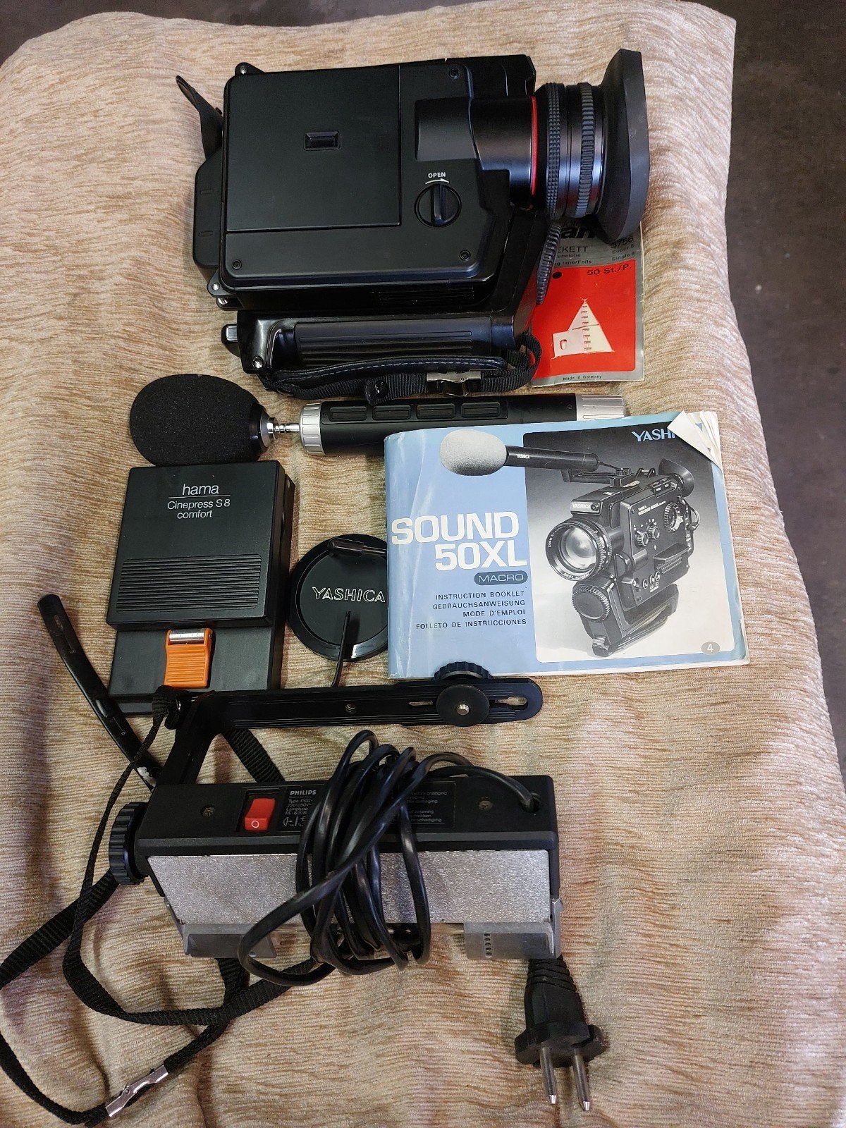YASHICA camera., Ophalen, 8mm