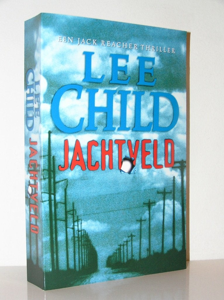 Lee Child - Jachtveld (dikke paperback), Boeken, Ophalen of Verzenden, Zo goed als nieuw