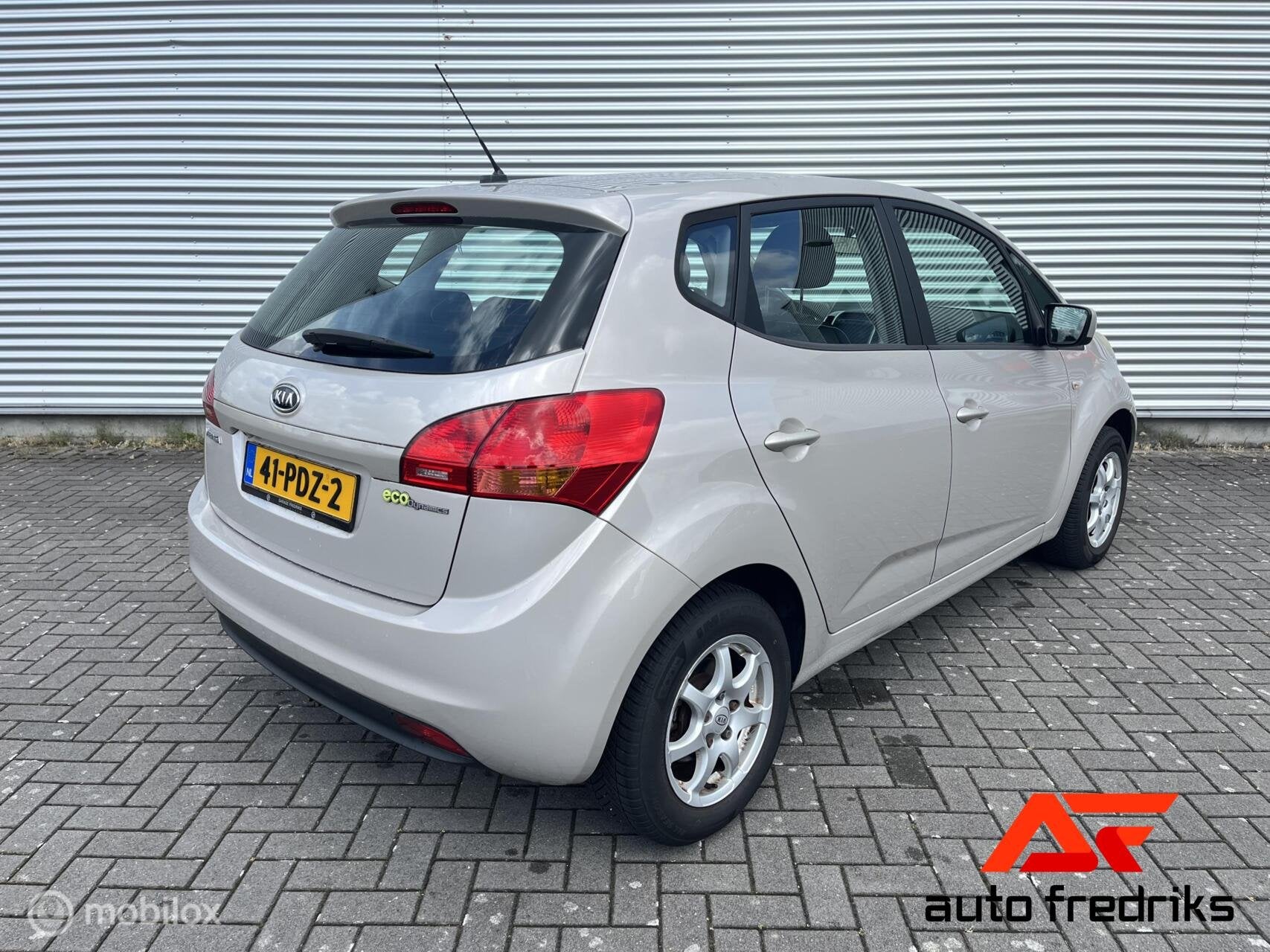 Kia Venga 1.4 CVVT Seven | Airco |, Auto's, Voorwielaandrijving, Euro 5, Gebruikt, 4 cilinders