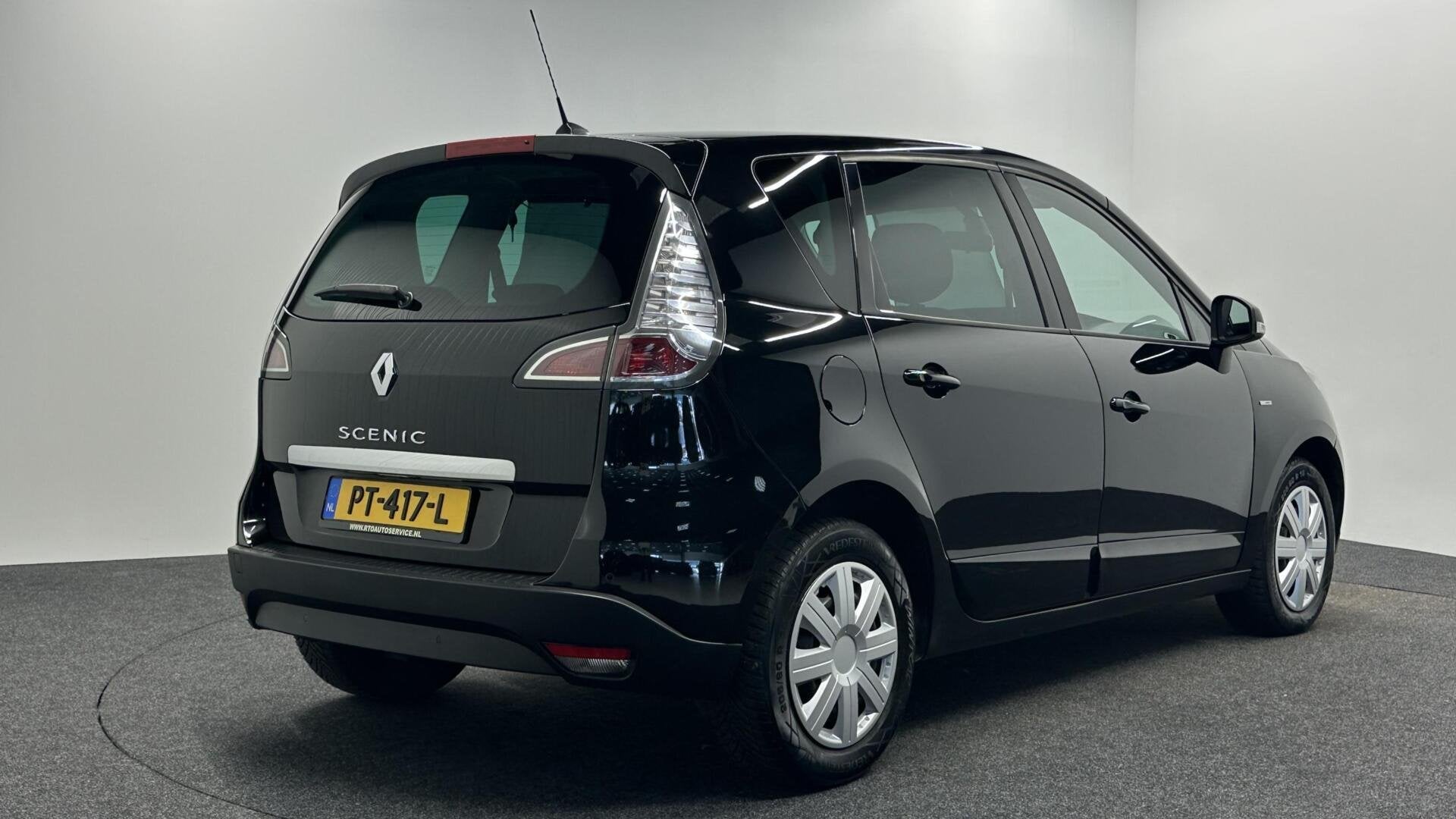 Renault Scenic 1.5 dCi Bose AUTOMAAT CRUISE ECC., Euro 5, Gebruikt, Zwart, 4 cilinders
