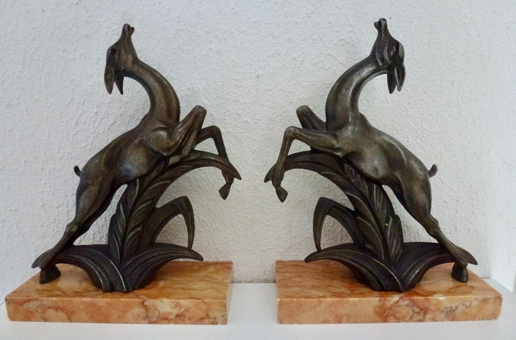 Originele Franse Art Deco boekensteunen met hert (jaren 30)., Antiek en Kunst, Verzenden