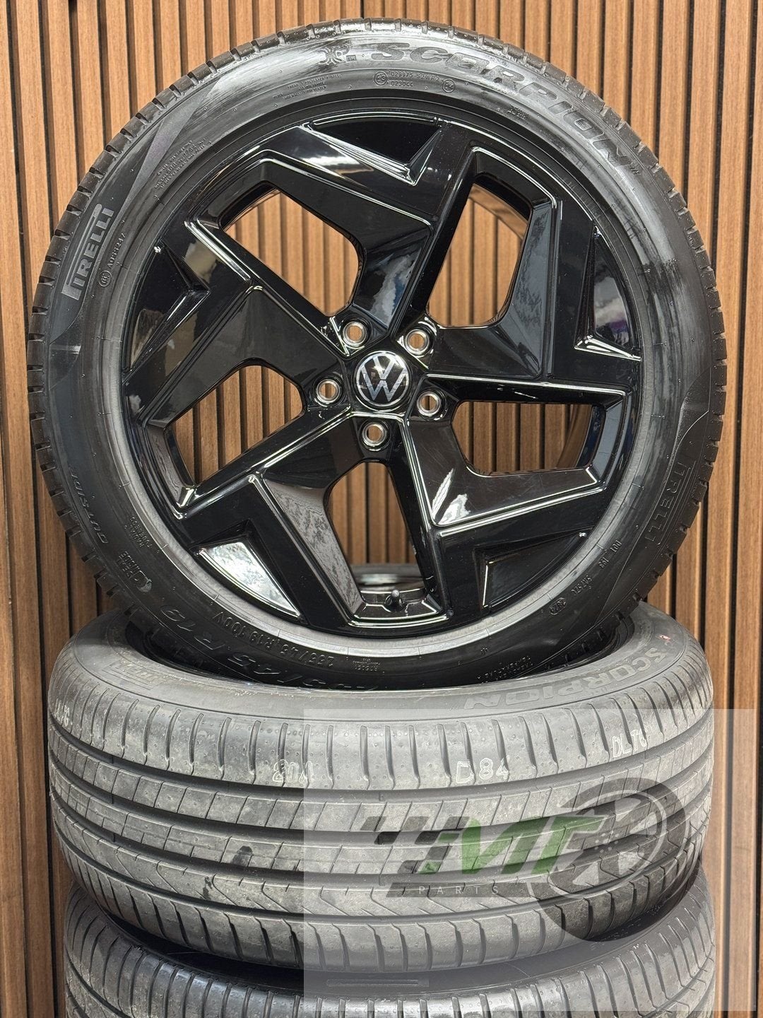19" Vw Tiguan Tayron R-Line COVENTRY BLACK NIEUW BTW OEM, Auto-onderdelen, Banden en Velgen, 19 inch, 255 mm, -, -