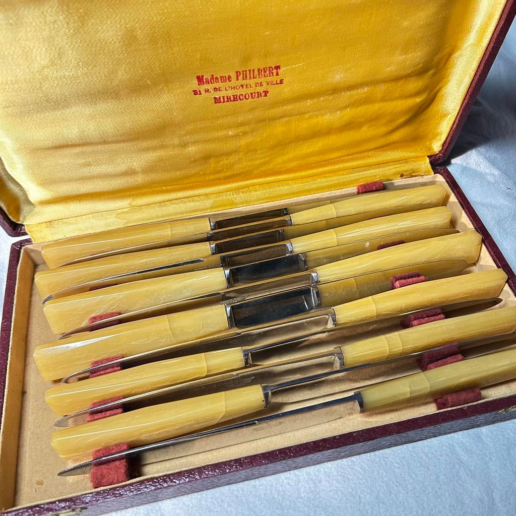 Antiek 12 delige messenset in originele doos Madame Philbert, Ophalen of Verzenden