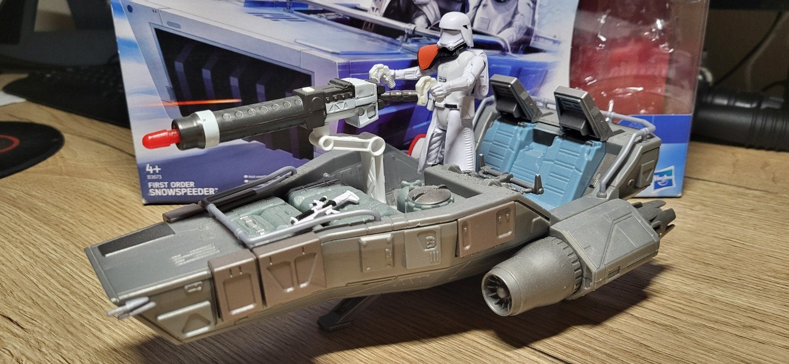 Star Wars First Order Snowspeeder met Snowtrooper, Ophalen of Verzenden, Zo goed als nieuw, Actiefiguurtje