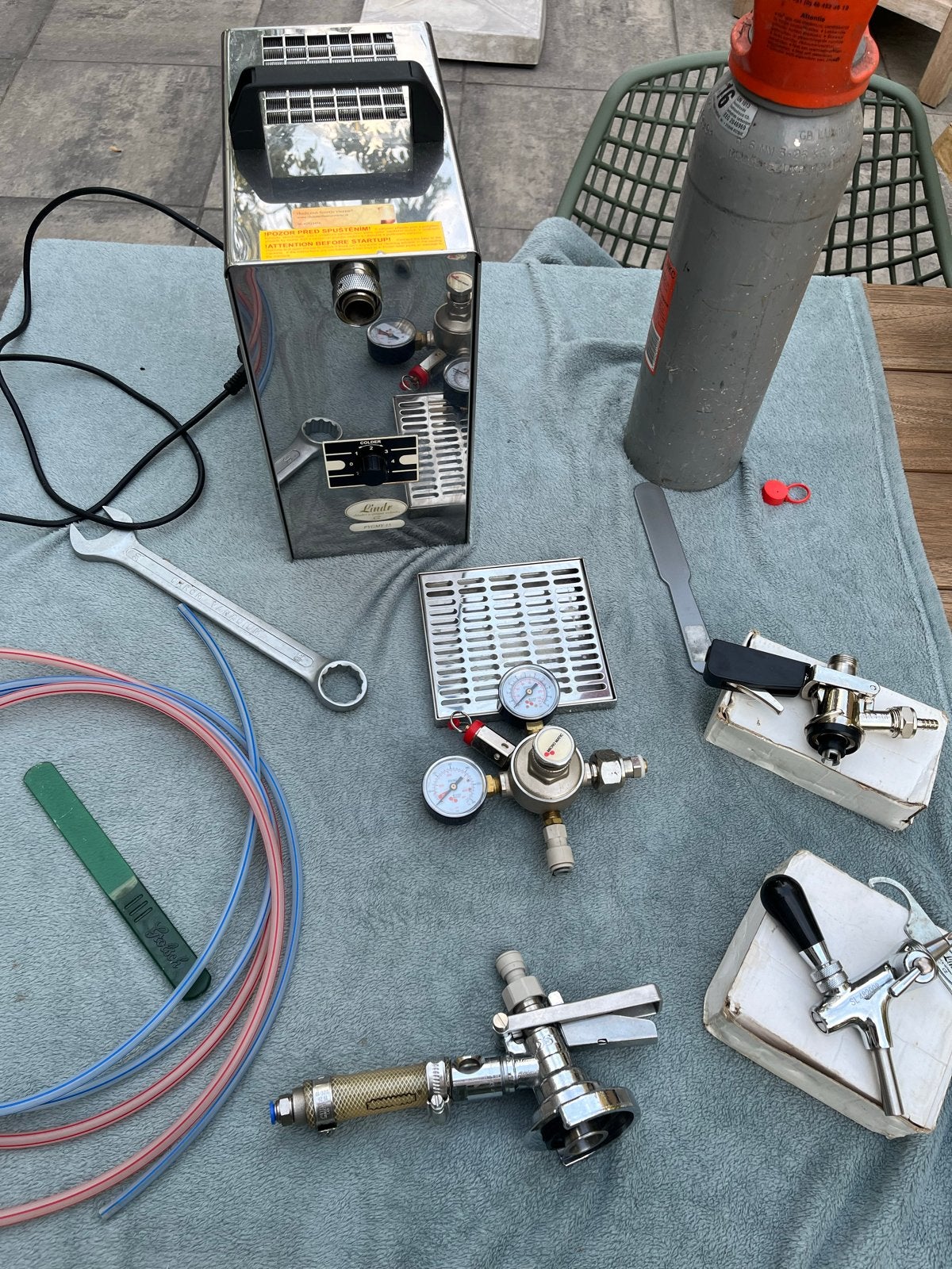 Lindr Pygmy 15 Bierkoeler Complete Set met CO2 en Accessoire, Ophalen of Verzenden, Gebruikt, Koelen en Vriezen