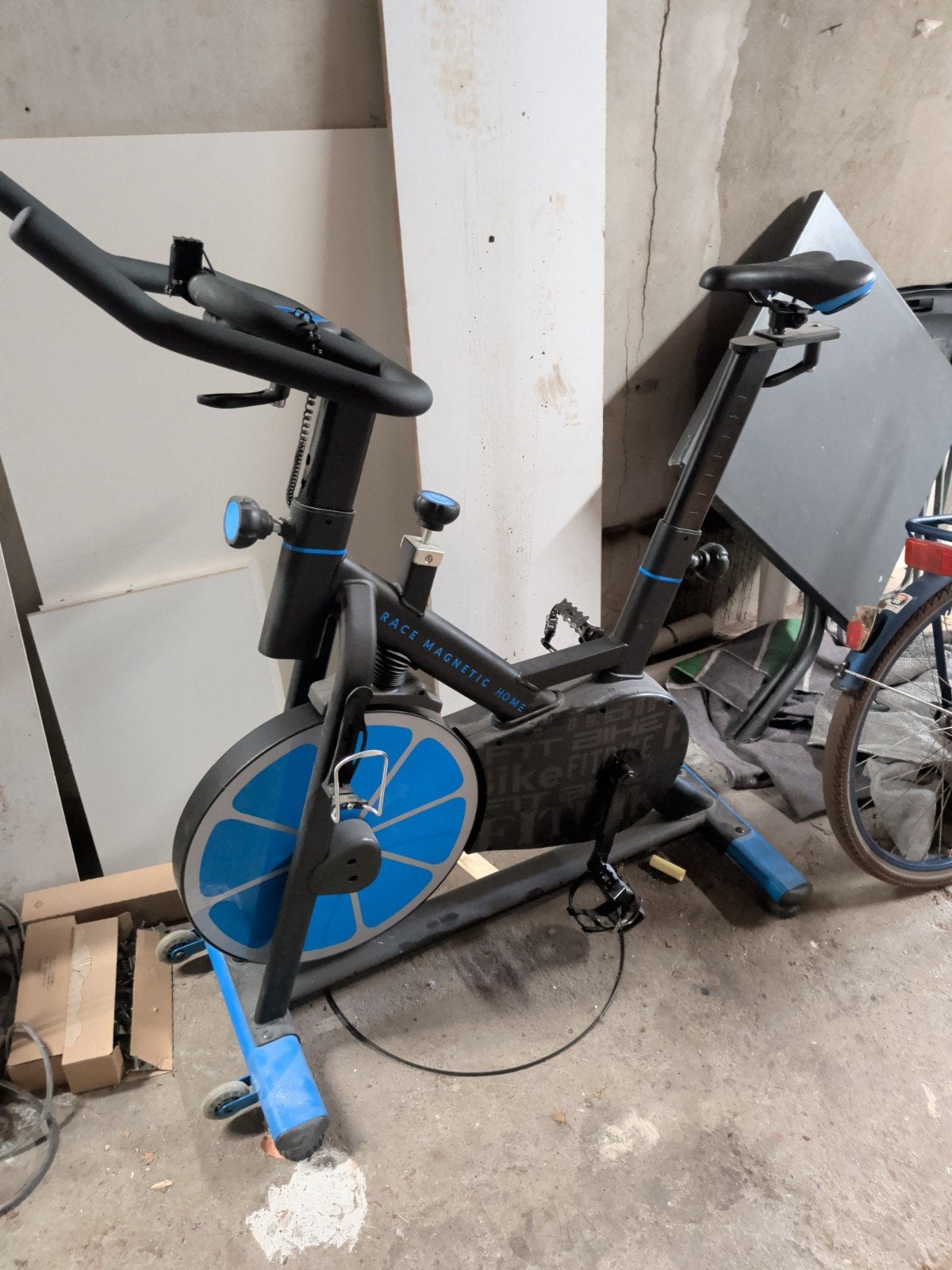 Spinningfiets FitBike Race Magnetic Home, Sport en Fitness, Fitnessapparatuur, Zo goed als nieuw, Spinningfiets, Ophalen