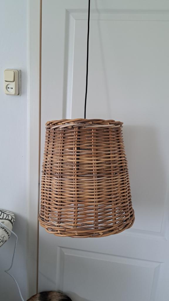 Mooie rieten lampenkap, Huis en Inrichting, Ophalen, Zo goed als nieuw, Rond, 25 tot 50 cm