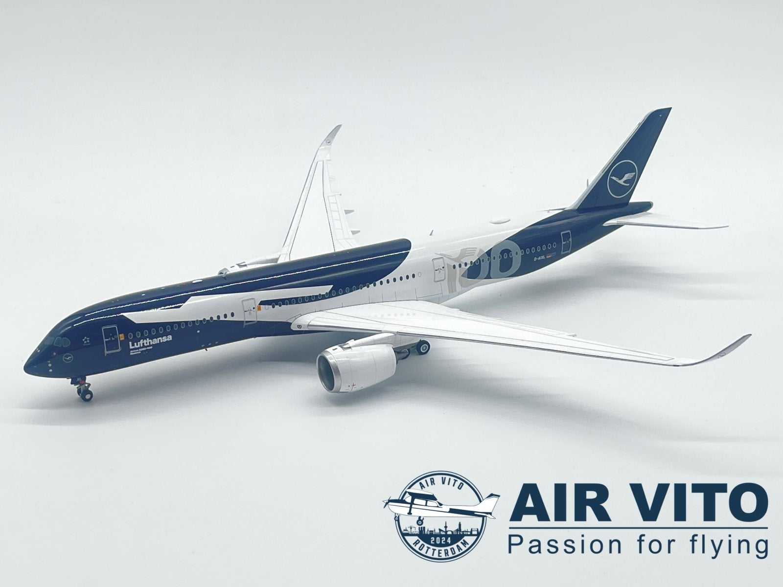 Airbus A350-900 Lufthansa 100 jaar D-AIXL schaal 1:200, Schaalmodel, 2992JB, Ophalen of Verzenden, Operations@airvito.com