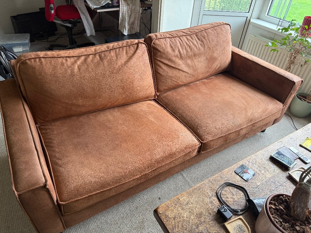 bank ruime 2 zits schoon, Ophalen, Leder suede, Zo goed als nieuw, 200 tot 250 cm