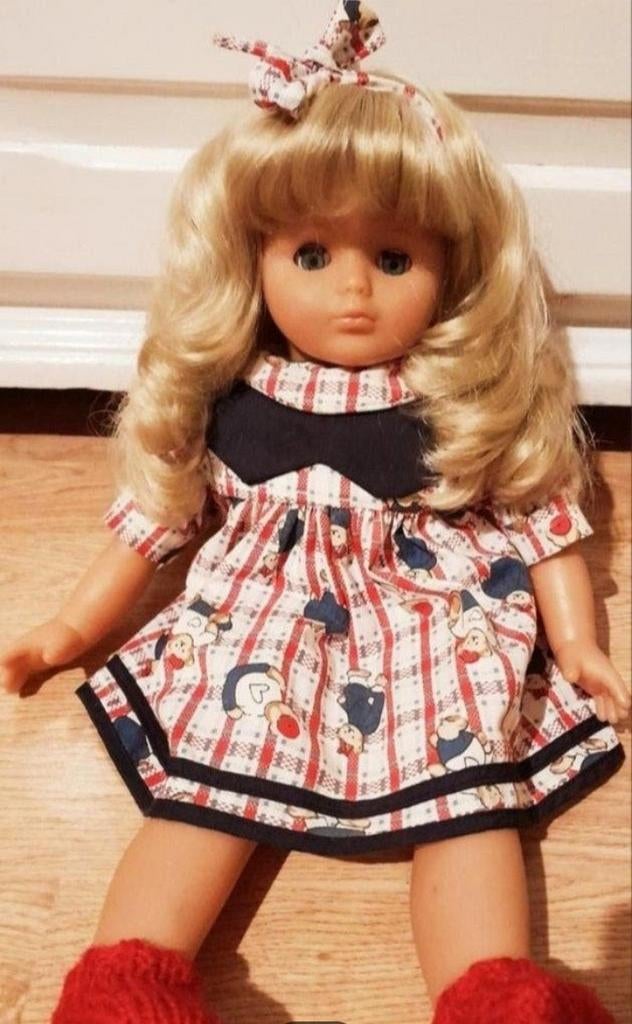 Lissi pop meisjespop Lizzy puppe vintage jaren 80 / 90, Ophalen of Verzenden, Zo goed als nieuw, Babypop