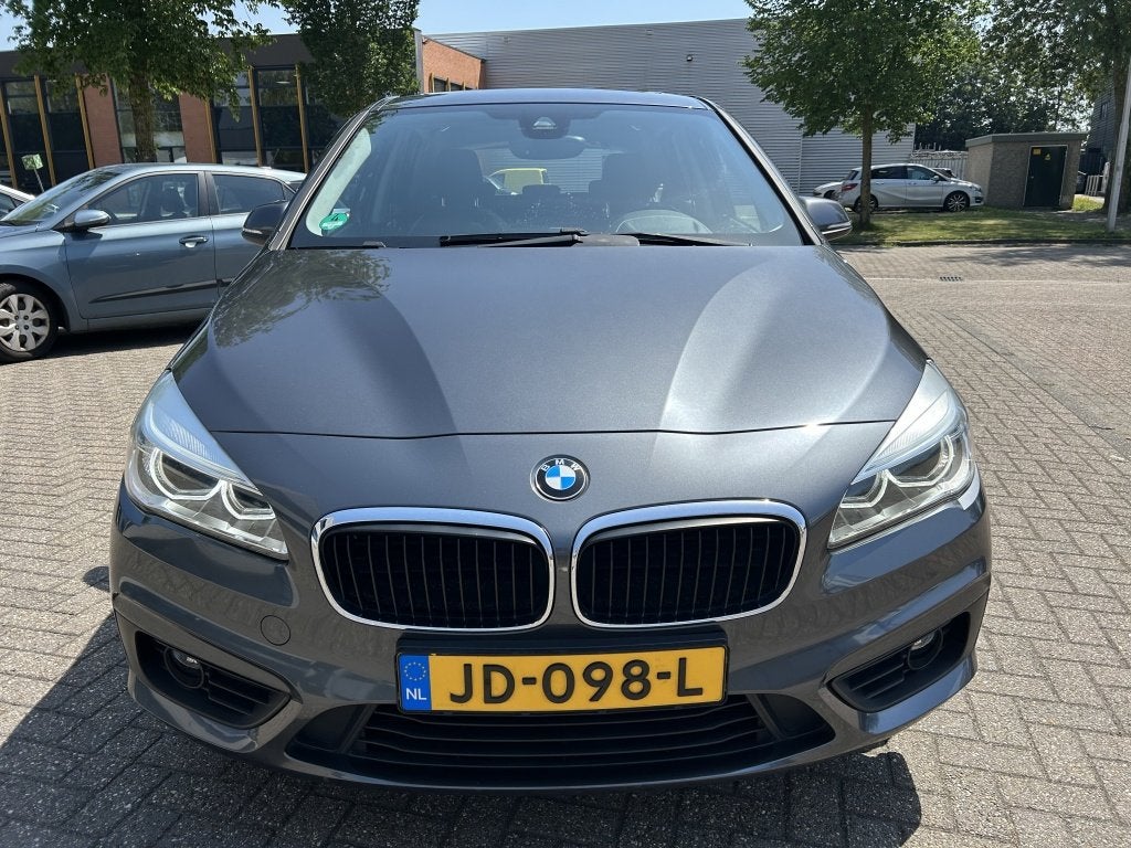 BMW 2 Serie Active Tourer 218i High Executive CLIMA CRUISE P, Auto's, BMW, Gebruikt, Bedrijf, Handgeschakeld, 3 cilinders