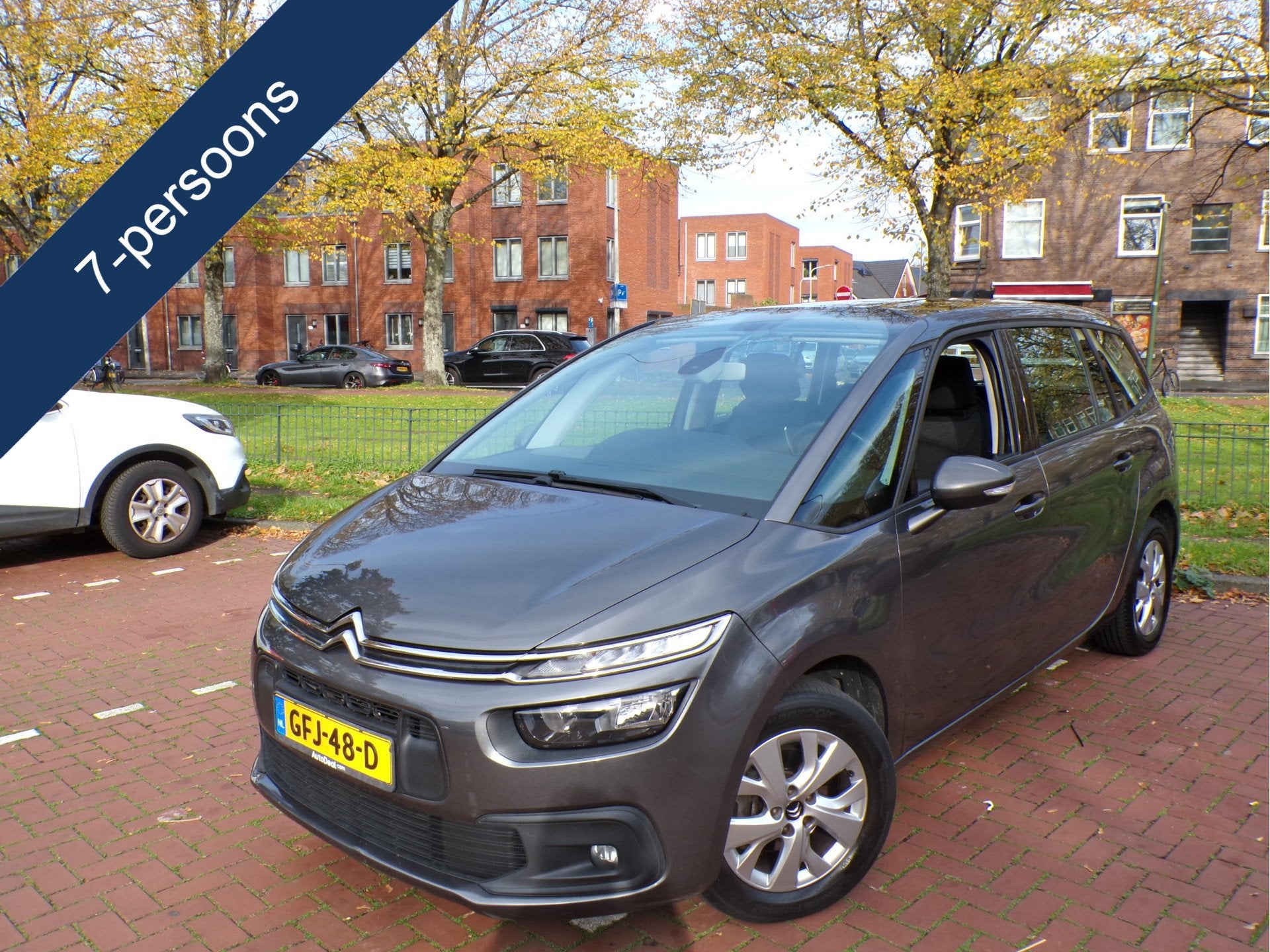 Citroën Grand C4 Spacetourer 1.2 PureTech Business AUTOMAAT, 15 km/l, Gebruikt, 1199 cc, C4 (Grand) Picasso