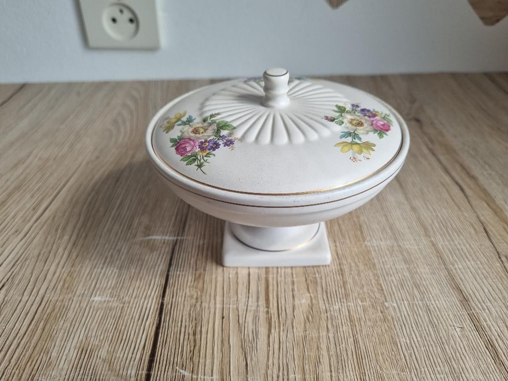 Mooie Vintage Bonbon Schaal van Keramiek Flora Gouda Holland, Verzenden