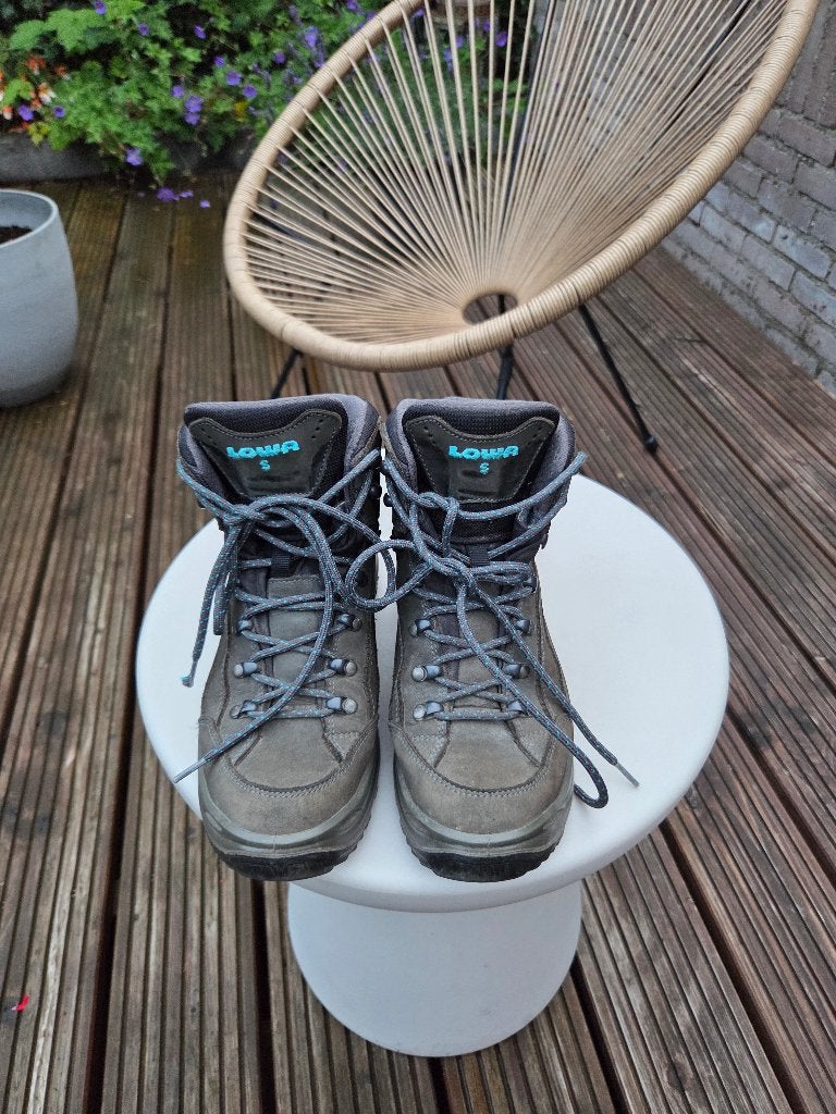 Lowa wandelschoen mt 39.5, Ophalen of Verzenden, Gebruikt, Schoenen