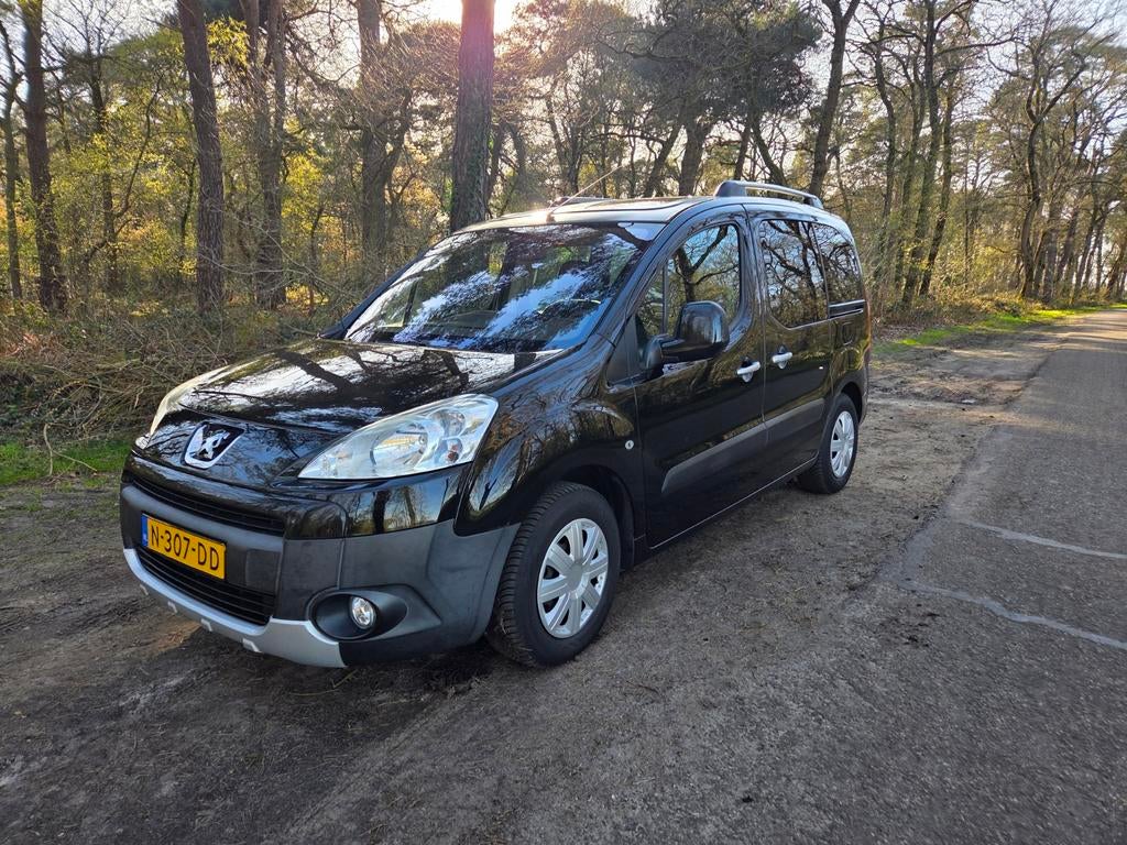 Peugeot Partner 1.6 16V 80KW Tepee 2010 Zwart, Voorwielaandrijving, Stof, 1402 kg, 4 cilinders