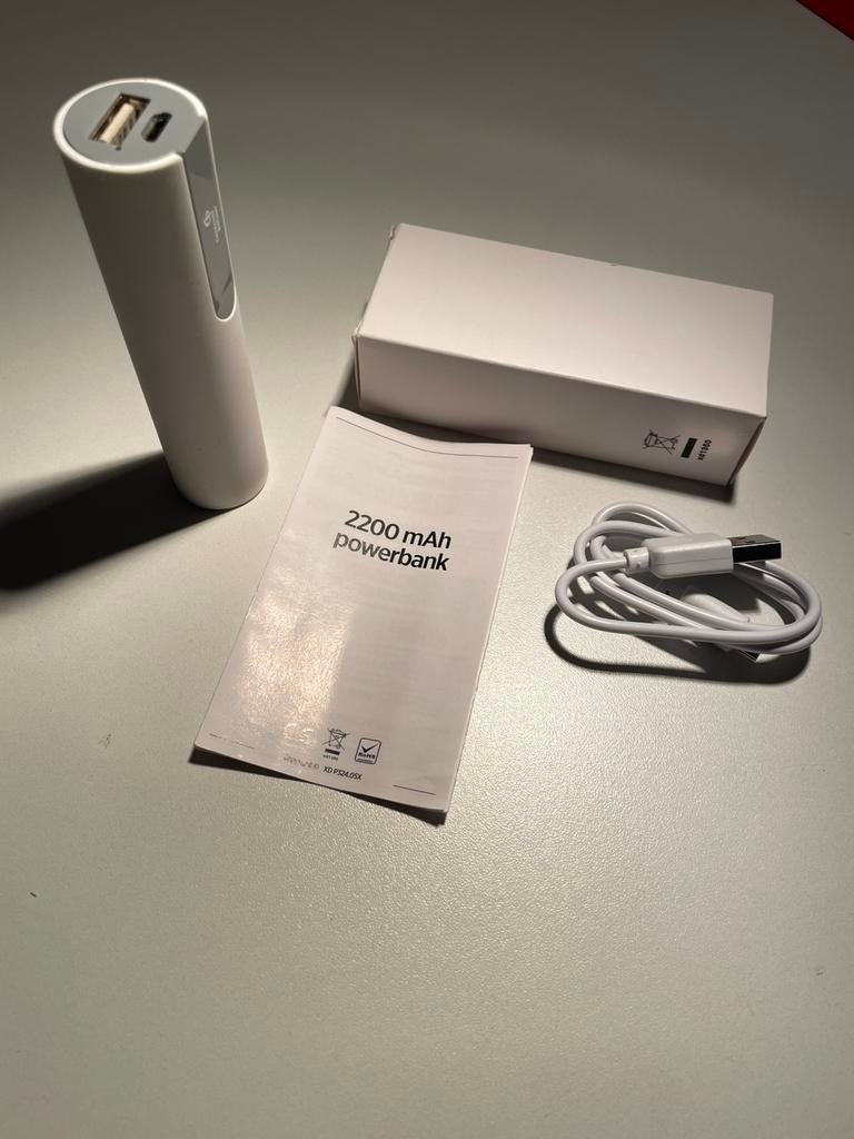 2x powerbank, elk 2200 mAh, Ophalen, Zo goed als nieuw