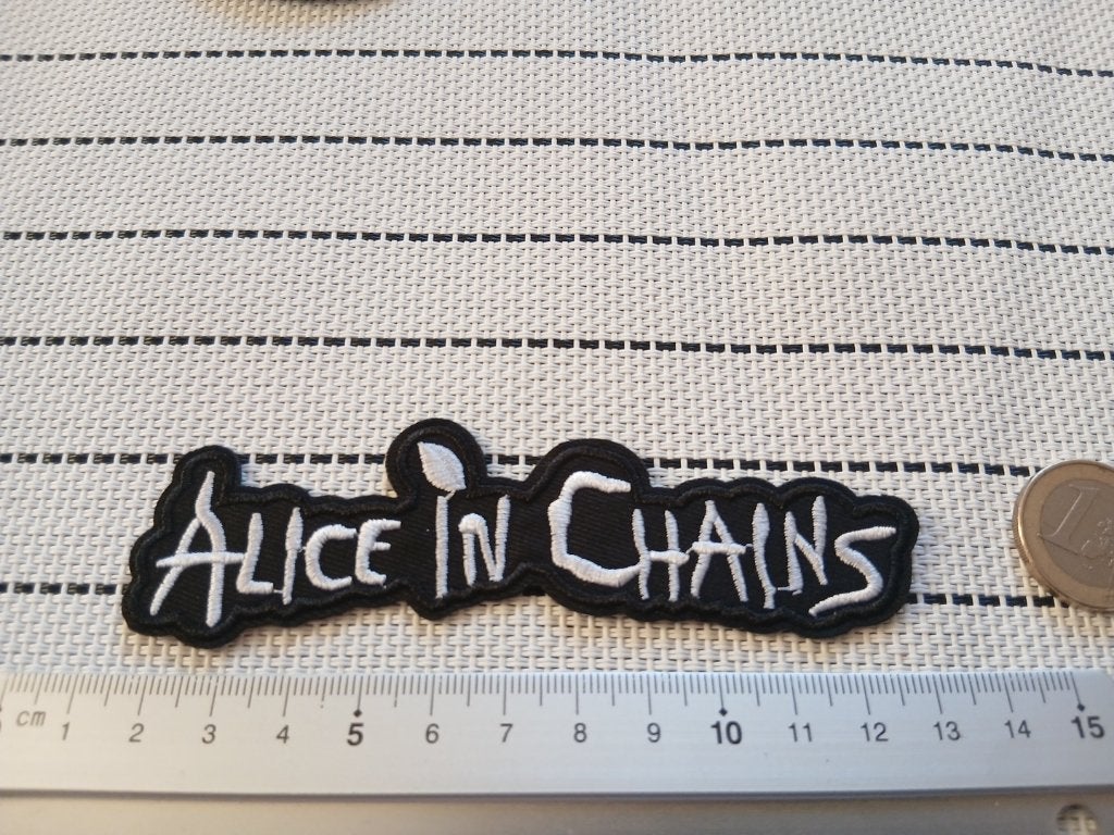 Alice In Chains €3 aanbieding shaped logo patch a22 rock, Ophalen of Verzenden, Nieuw, Kleding