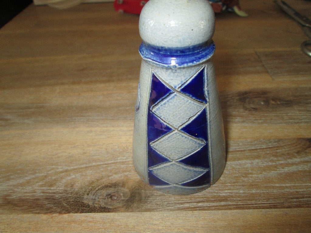vintage strooier, Gebruikt, Ophalen of Verzenden, Bord(en), Overige stijlen