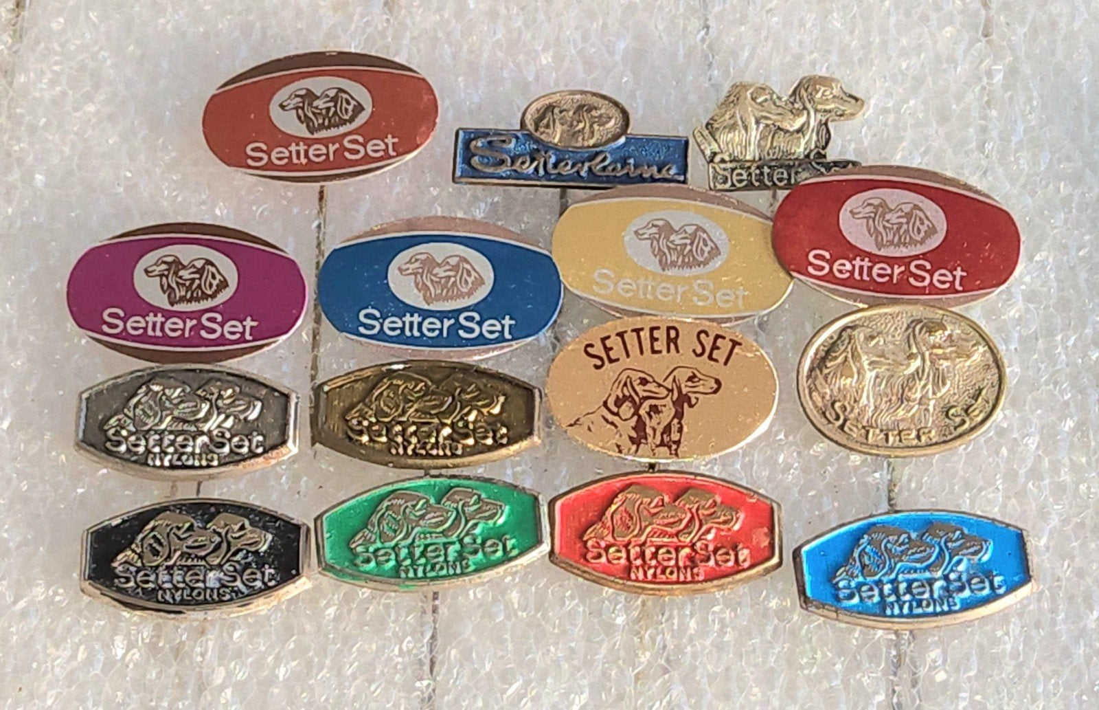 15 Speldjes Setter Set Nylons - Vintage Collectie, Ophalen of Verzenden, Gebruikt, Dier of Natuur, Speldje of Pin