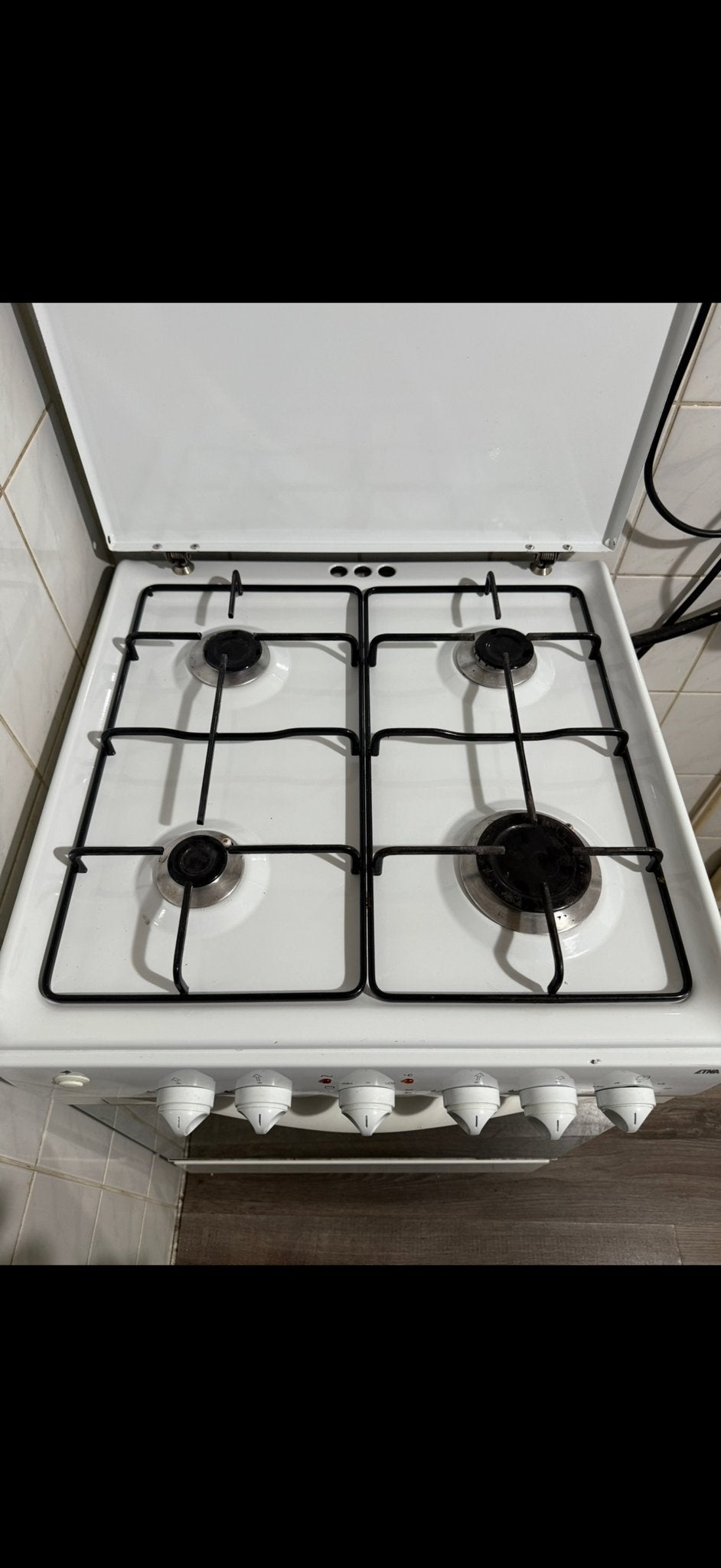 Wit Fornuis, Witgoed en Apparatuur, Ophalen, Gebruikt, Grill, 4 kookzones