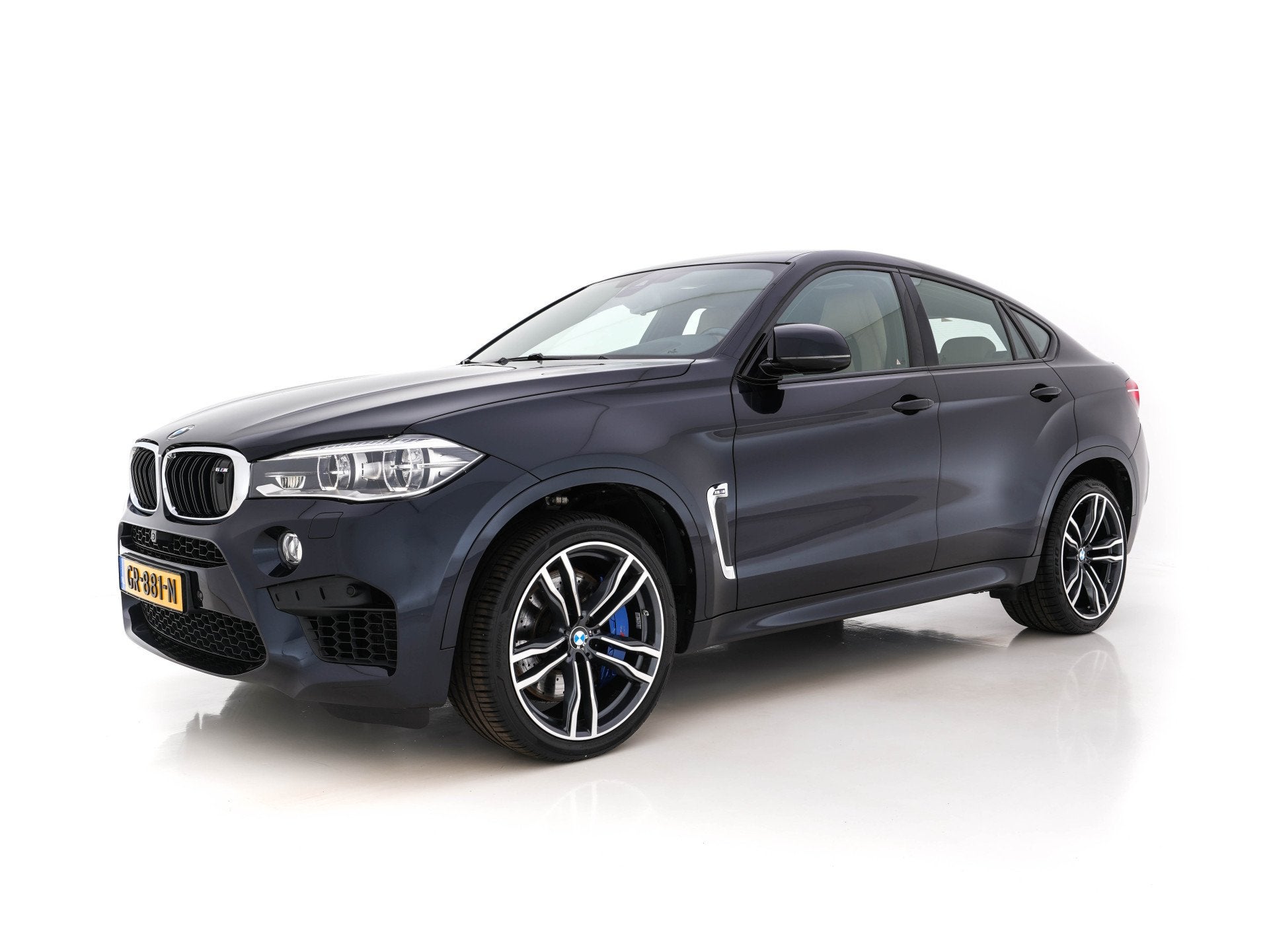 BMW X6 M Sport-Pack Innovation-Pack [ CHIP-TUNING 680-PK/850, Automaat, Gebruikt, 8 cilinders, Zwart