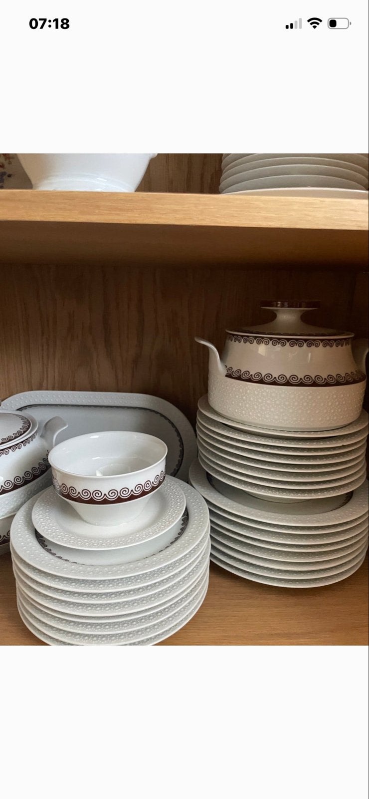 Vintage servies met bruine krulrand en stippen, Gebruikt, Overige merken, Keramiek, Vintage